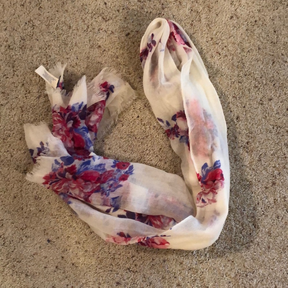 Lucky brand scarf